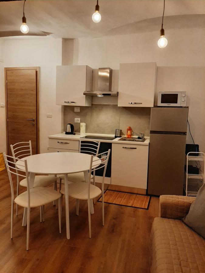The First Luccoli Garibaldi Rolli Appartement Genua Buitenkant foto