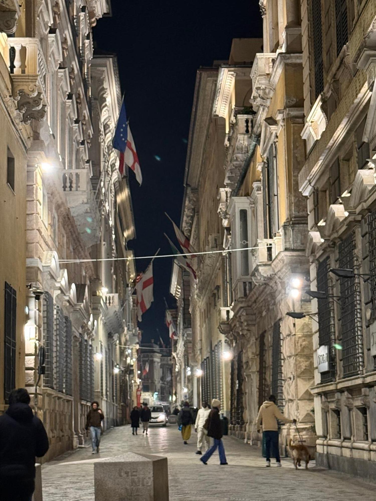 The First Luccoli Garibaldi Rolli Appartement Genua Buitenkant foto